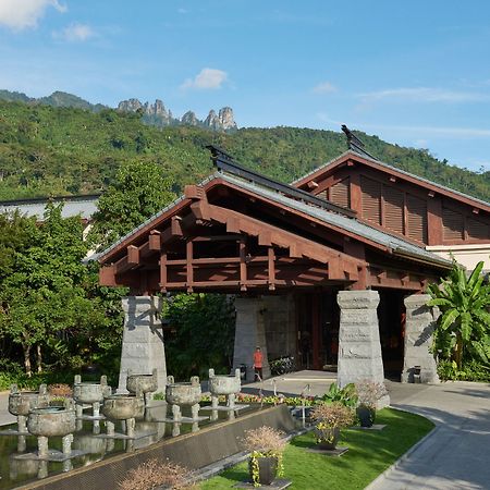 Doubletree Resort By Hilton Hotel Hainan - Qixianling Hot Spring Baoting Exteriör bild
