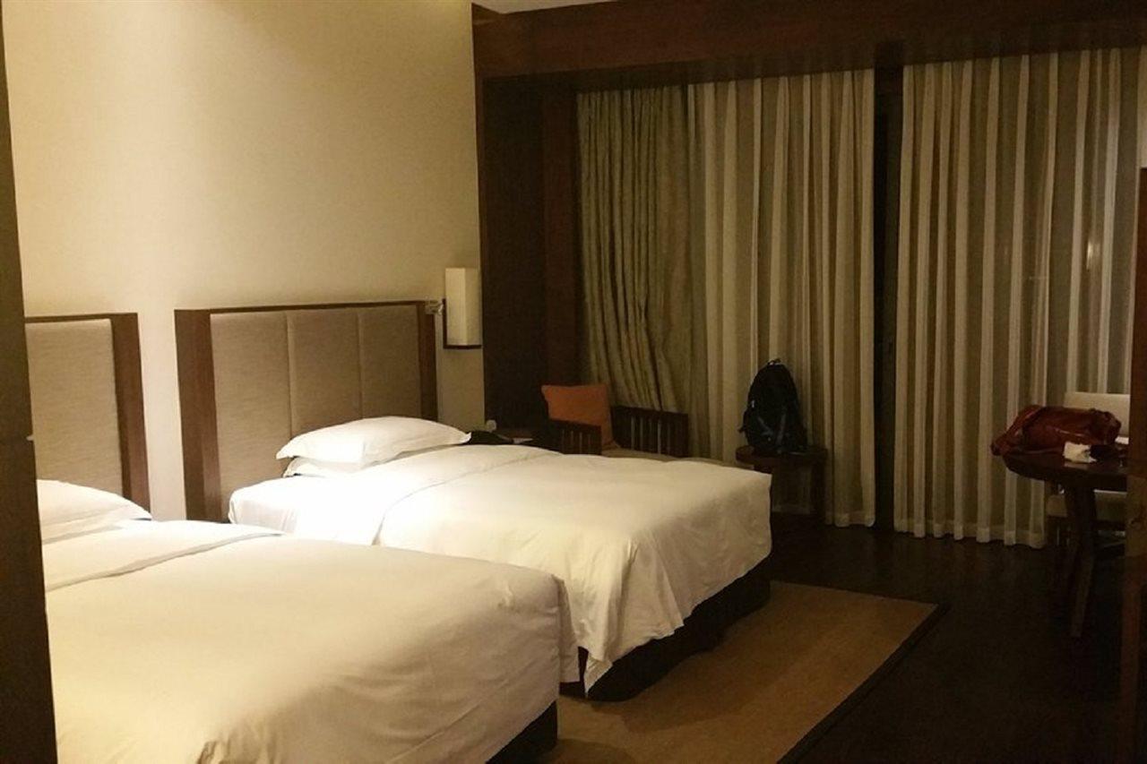 Doubletree Resort By Hilton Hotel Hainan - Qixianling Hot Spring Baoting Exteriör bild